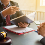 DIY Legal Help vs. Hiring a Lawyer (Making the Right Choice)